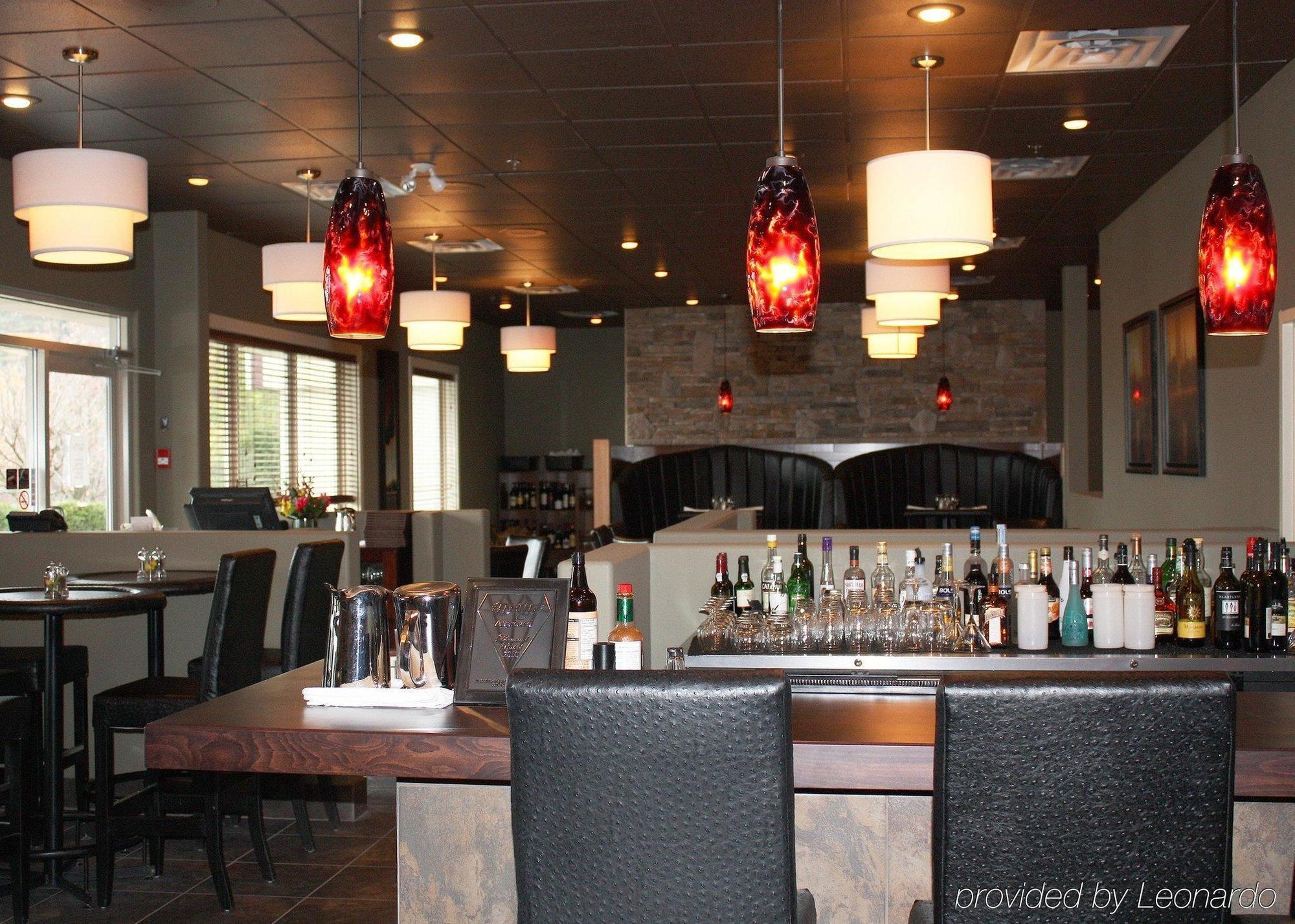 Hilltop Inn - Salmon Arm Exterior foto