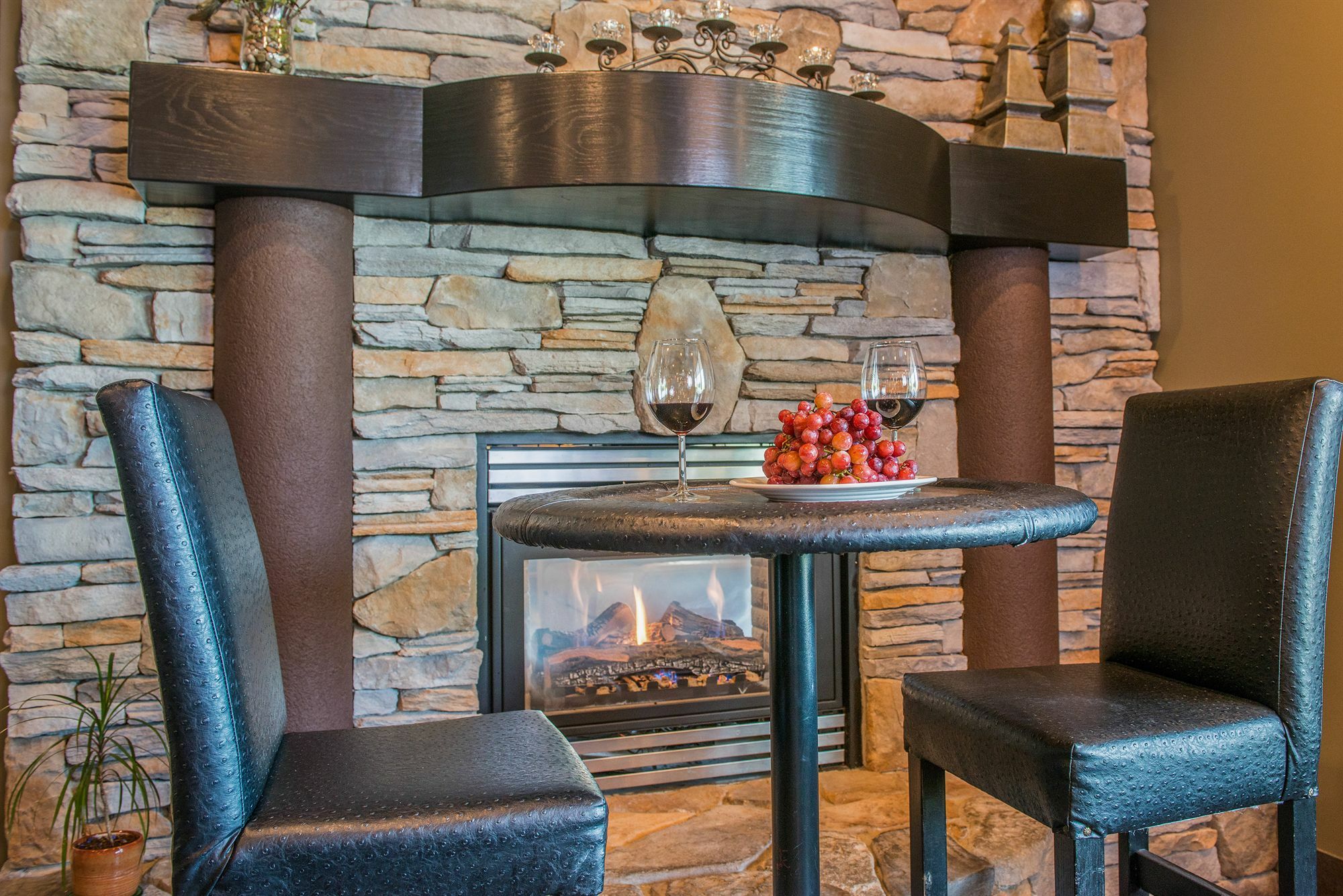 Hilltop Inn - Salmon Arm Exterior foto