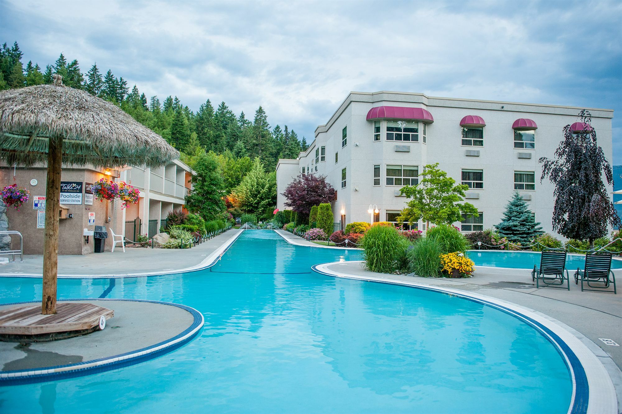 Hilltop Inn - Salmon Arm Exterior foto